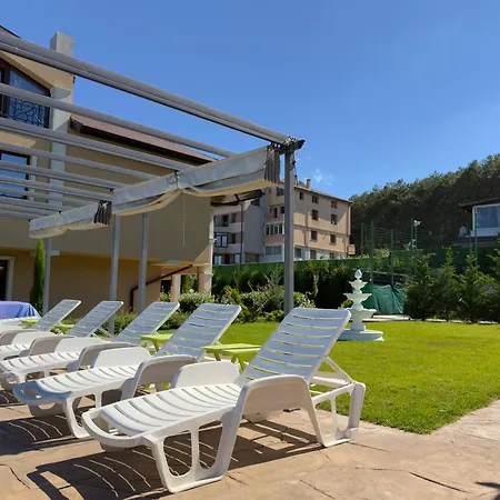 Large Luxury With Sea Views, Pool, Gym & Free Parking Διαμέρισμα *