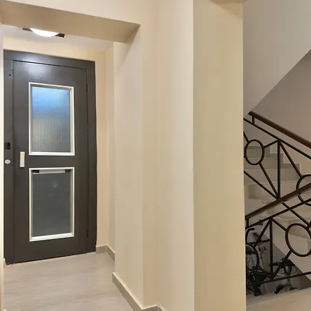 Large Luxury With Sea Views, Pool, Gym & Free Parking Διαμέρισμα Βάρνα