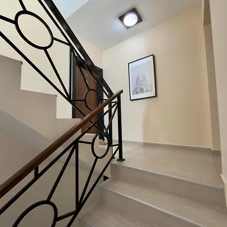 Large Luxury With Sea Views, Pool, Gym & Free Parking Διαμέρισμα Βάρνα